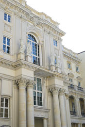 Fassade des Veranstaltungsortes Humboldt Forum im rekonstruierten Stadtschloss